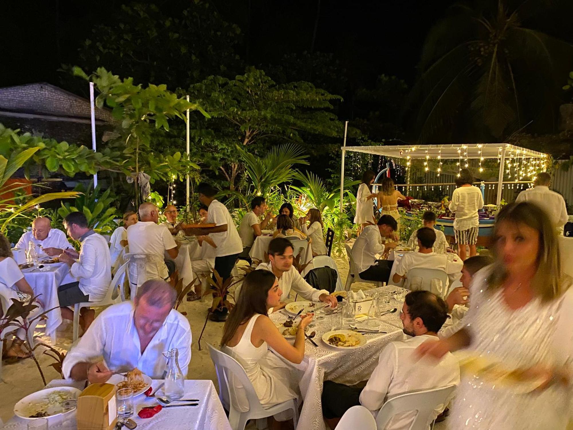 Viva Beach Maldives Hangnaameedhoo Exteriör bild